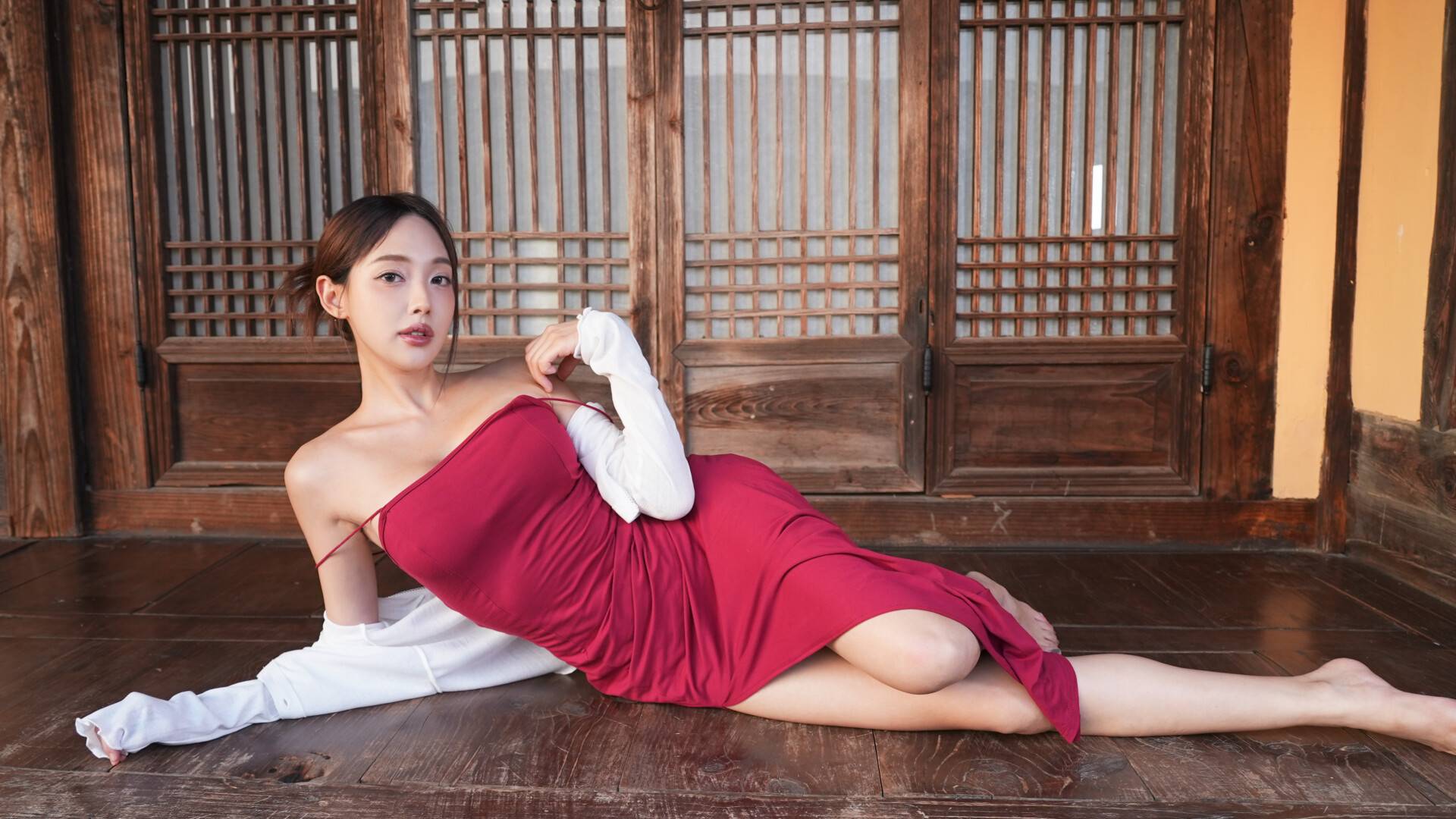 夏日美女：欧巴请和我恋爱吧！/Summer’s Heartbeat